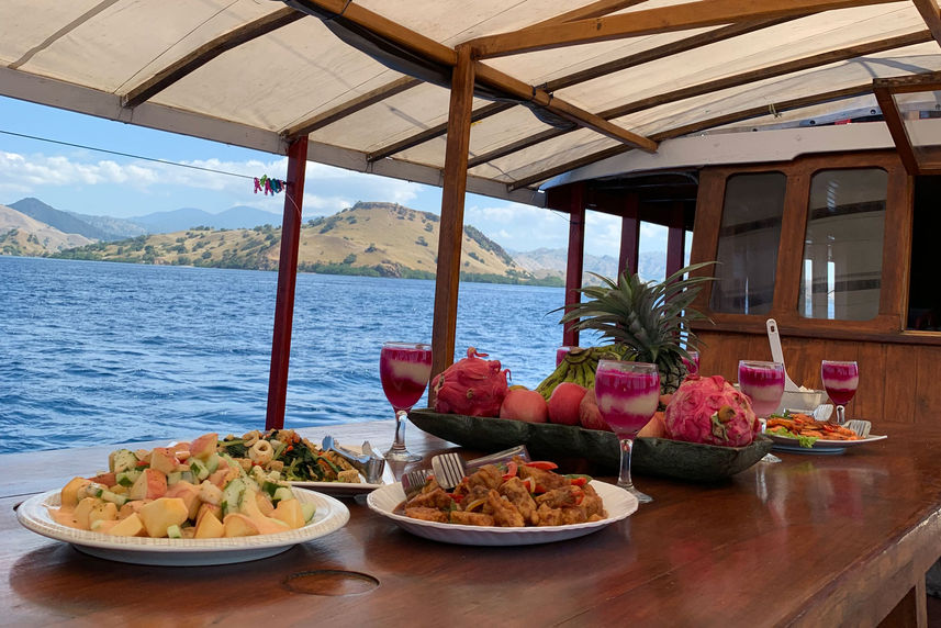 Comedor al Aire Libre - Queenesia