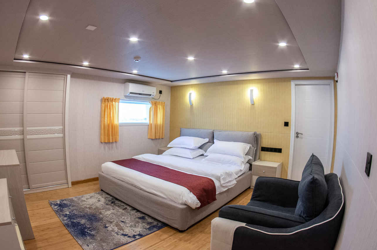 Cabina ponte principale - Emperor Explorer