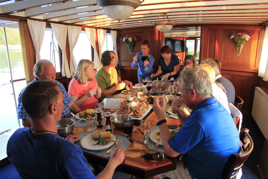 Dining Room - Discovery Alaska