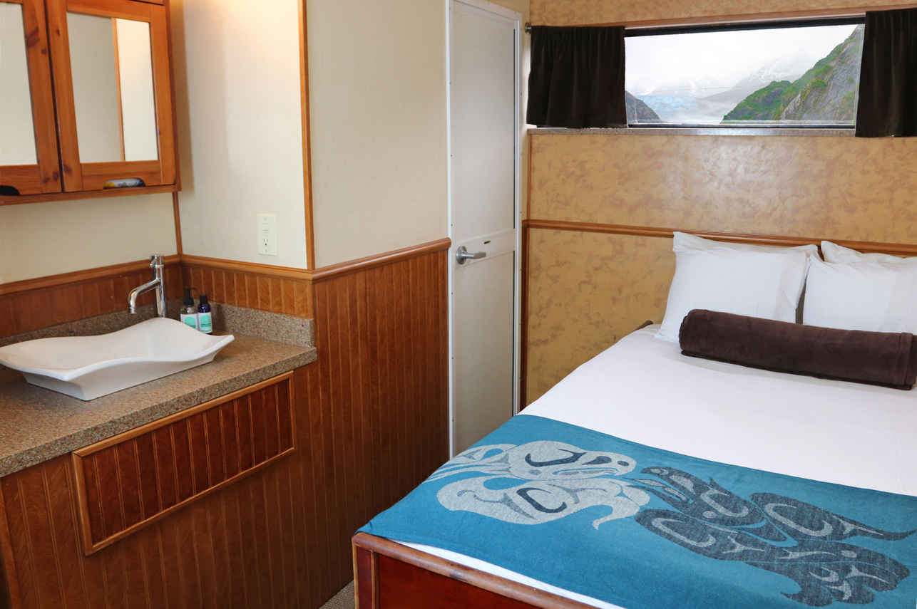 stateroom  - Kruzof Explorer