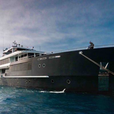 Black Pearl — vessel photograph