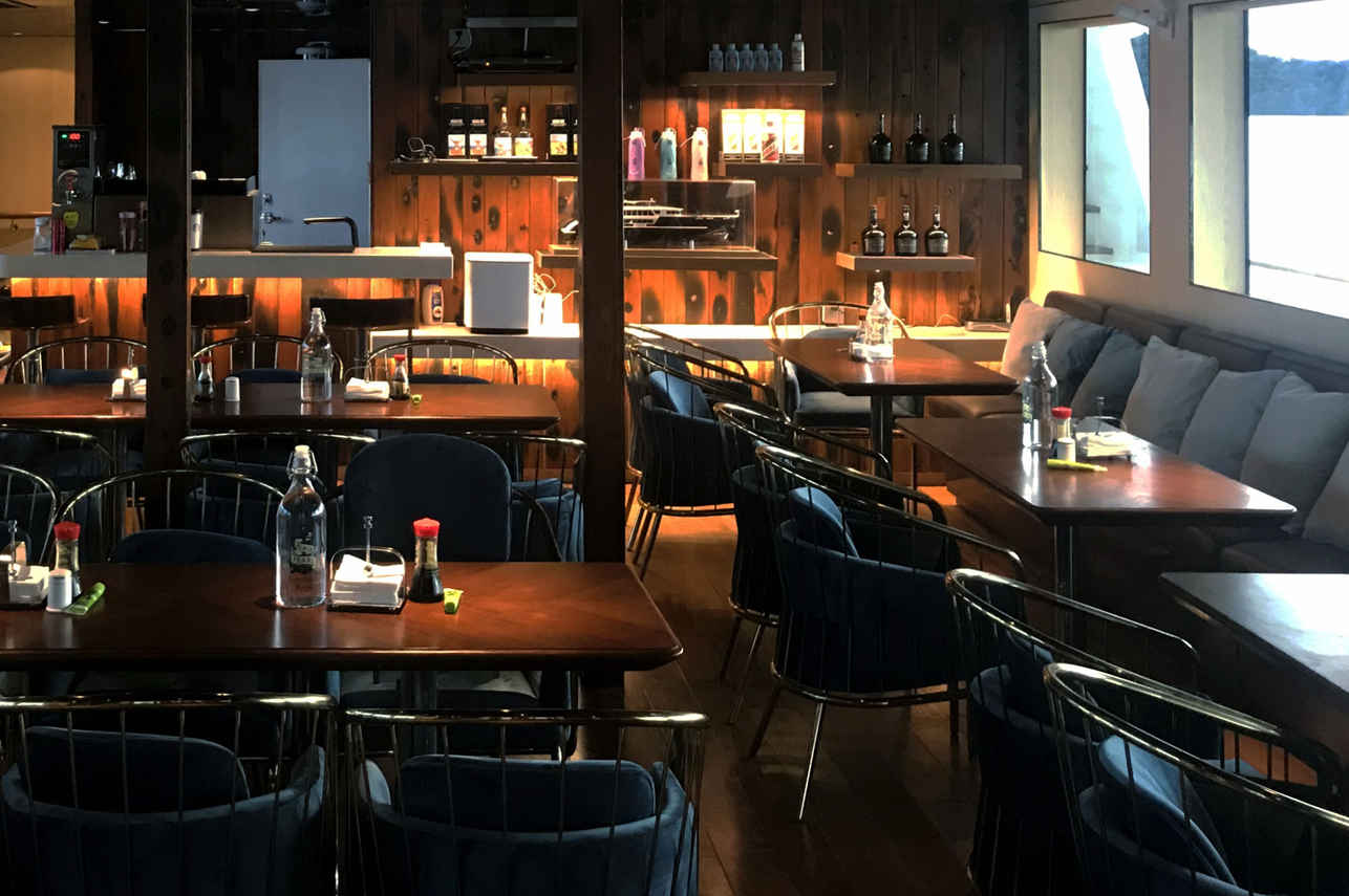 Restaurant - Black Pearl