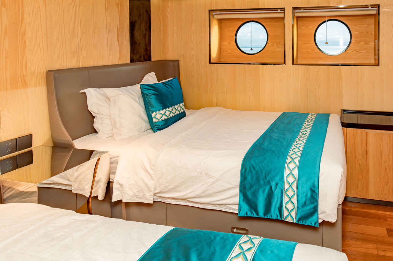 Deluxe Twin Cabins