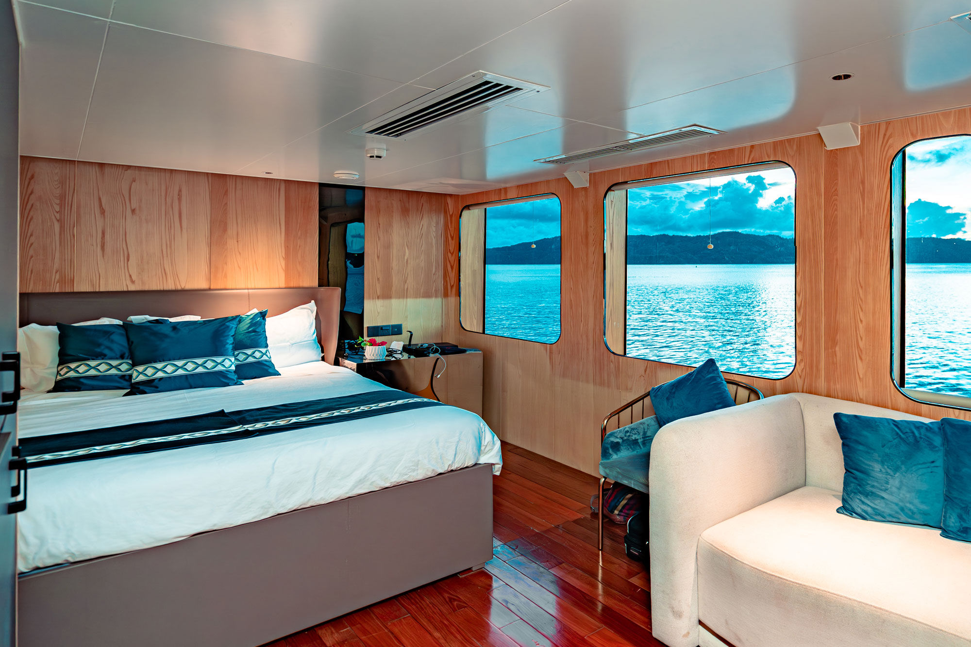 Master Sea View Cabins