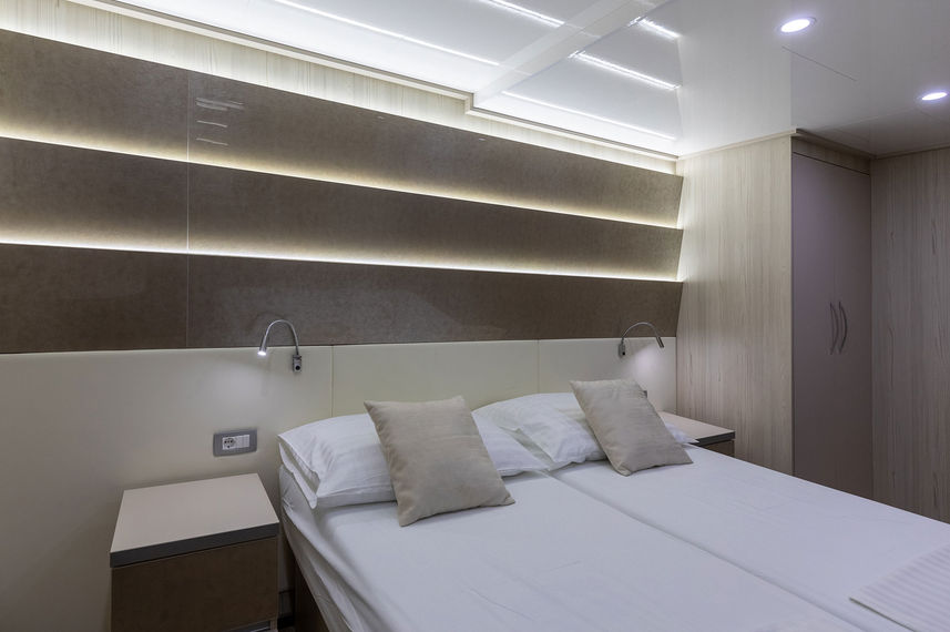 Lower Deck Cabin - Cristal