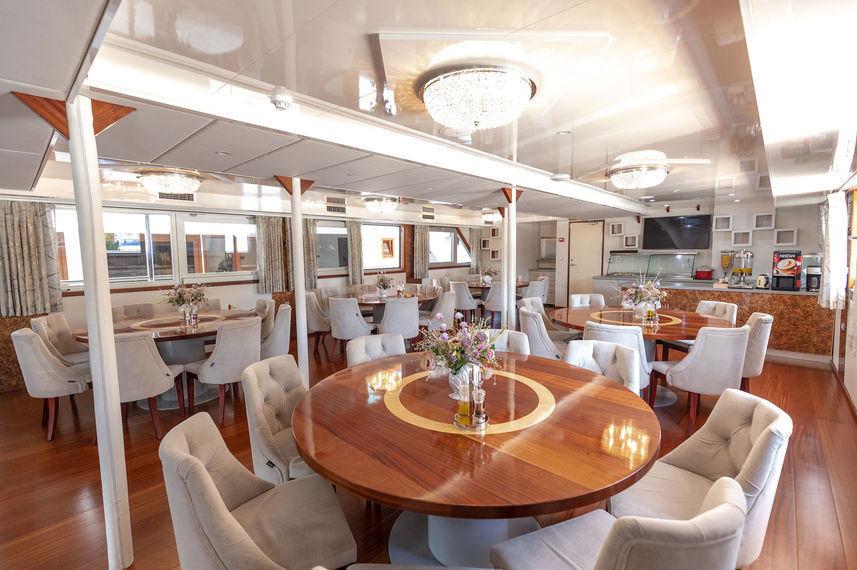 Dining Room - Cristal