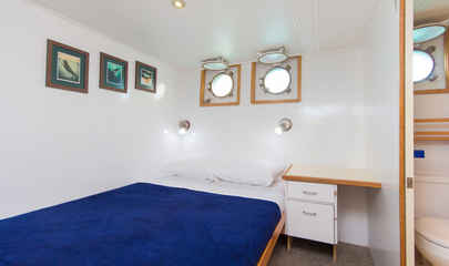 Lower Deck (Cabins 3, 4, 5, 6 & 7)