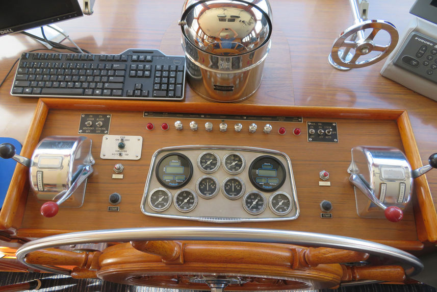 Captains Helm - Sea Star Alaska