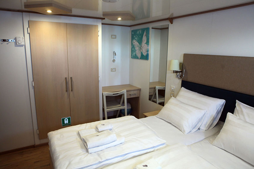 Double Cabin - Paradis