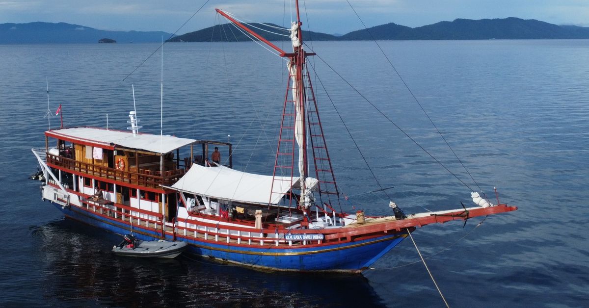 Gaya Baru Indah — vessel photograph