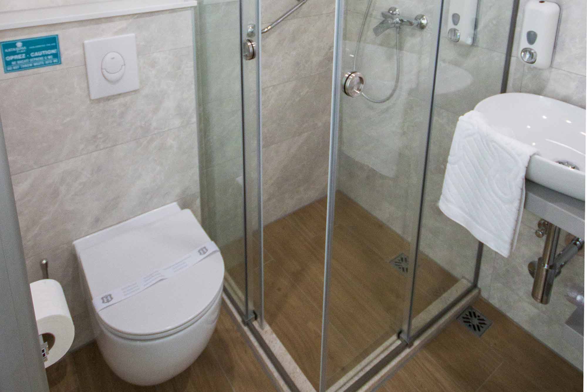 Bagno privato - Katarina