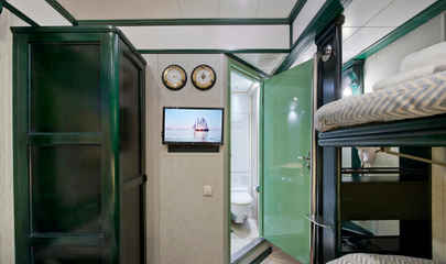 Economy Cabin 22
