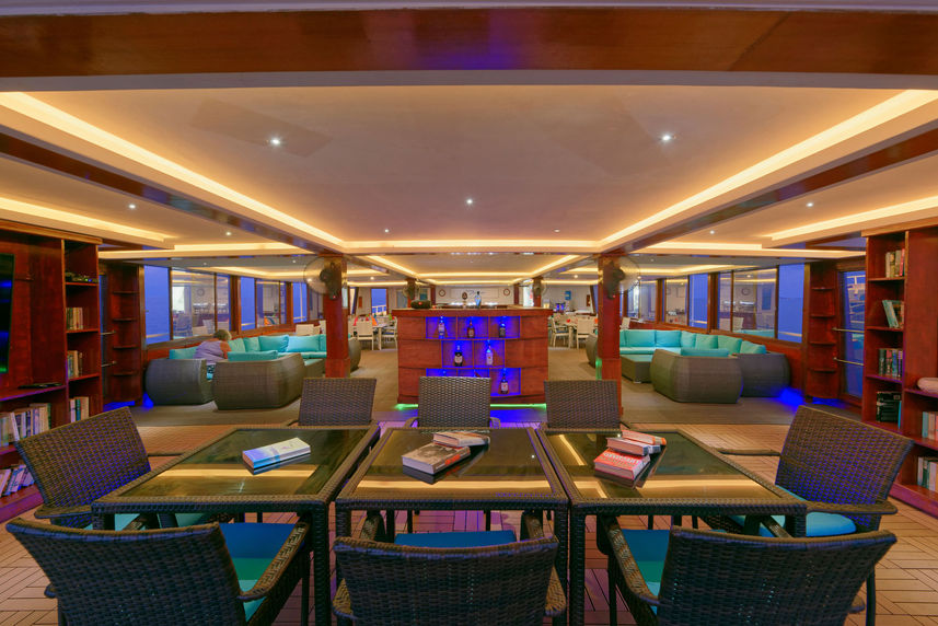 Dining Room - Yasawa Princess