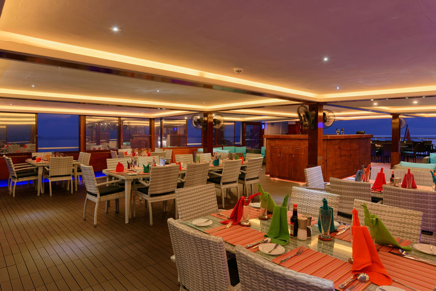 Dining Room - Yasawa Princess