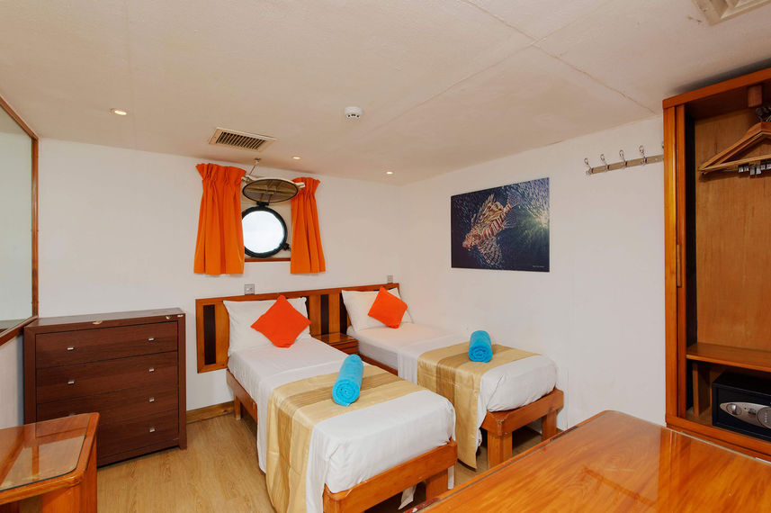 Hut met twee eenpersoonsbedden - Yasawa Princess