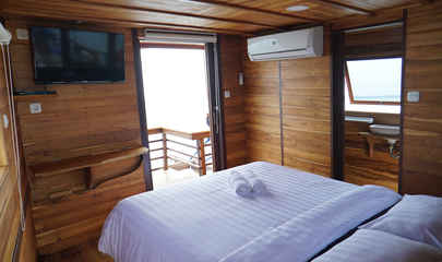 Upper Deck Suite