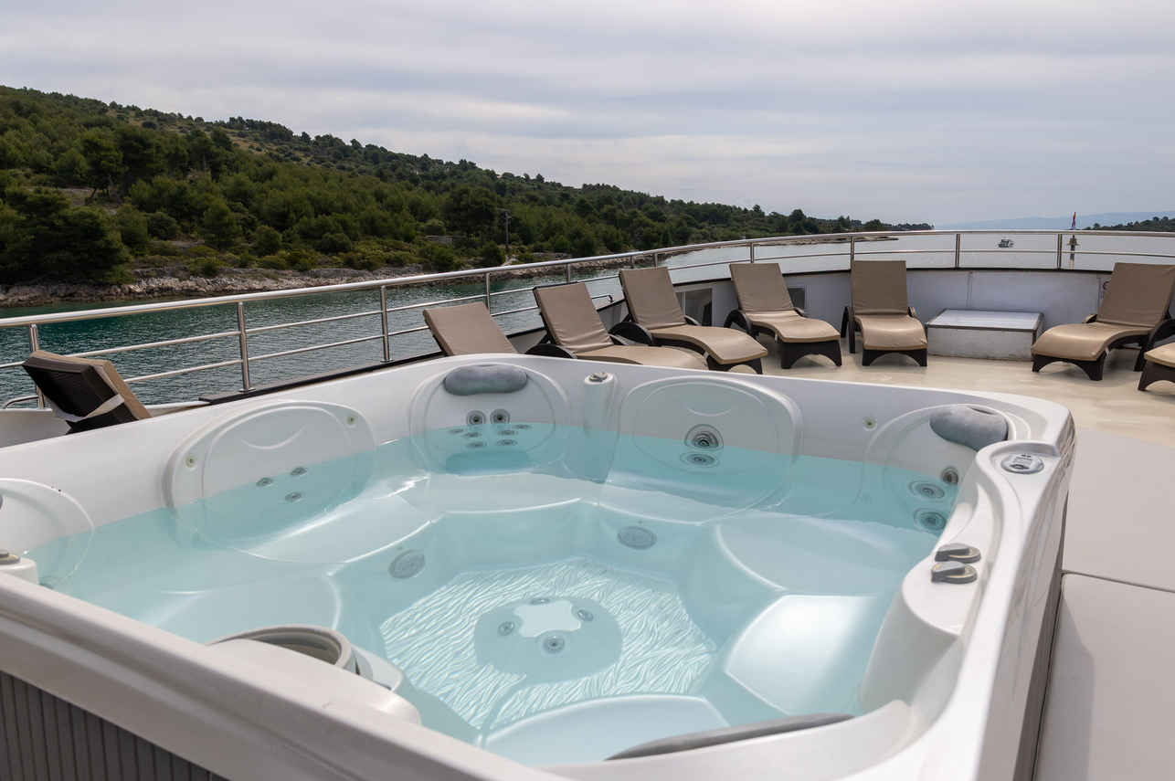 Jacuzzi