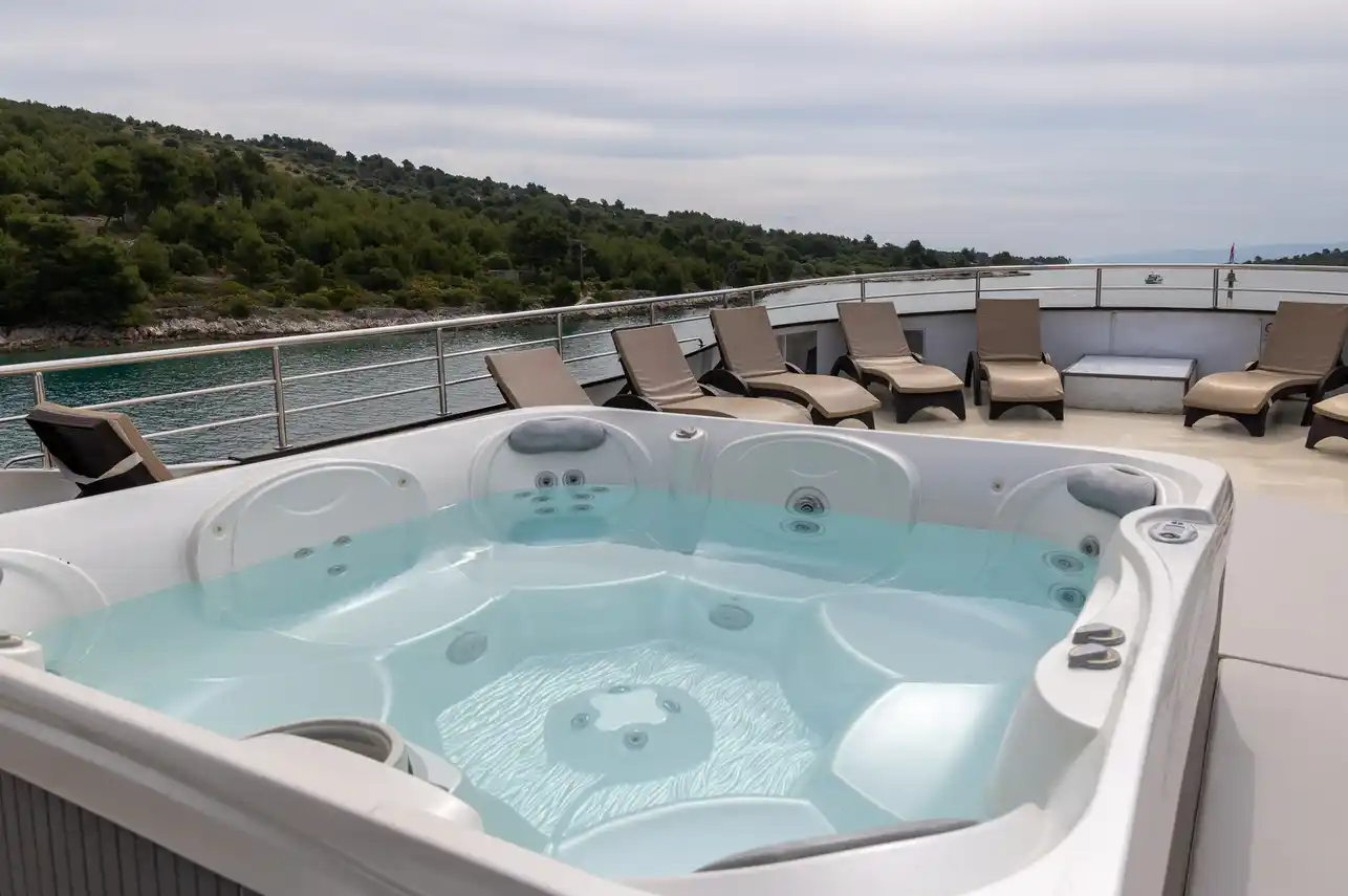 Jacuzzi