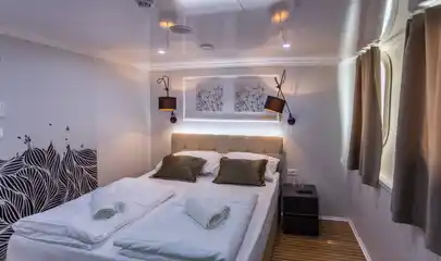 Upper Deck Cabin