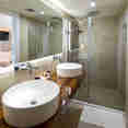 #en-suitebathroom - Bella