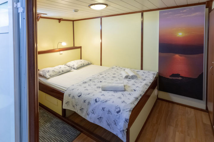 Main Deck Cabin