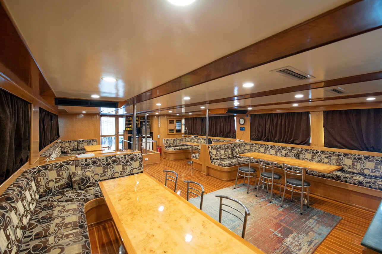 Indoor Saloon - Lighthouse Miracle 1