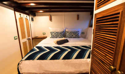 Double Cabin