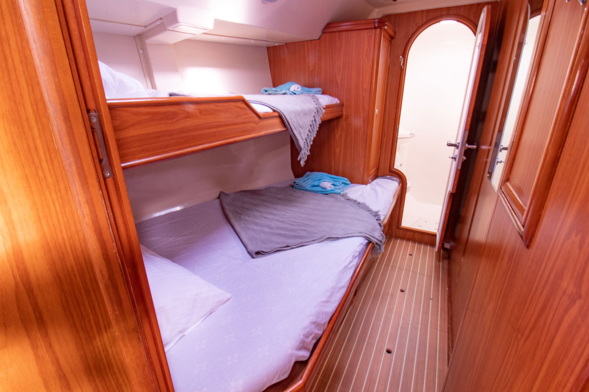 Double Cabin - Christianna VII