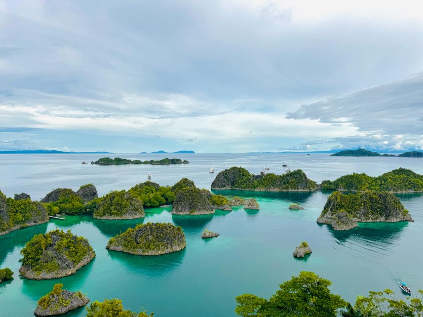 Land Raja Ampat