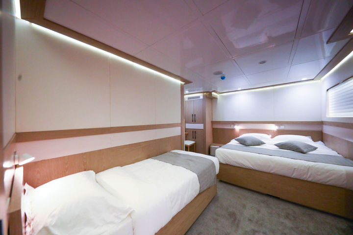 Triple Cabin 