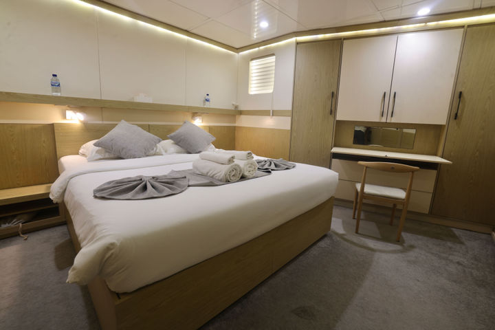 Double Master Cabin