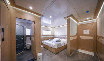 Sea View Cabin - Jacuzzi & Balcony
