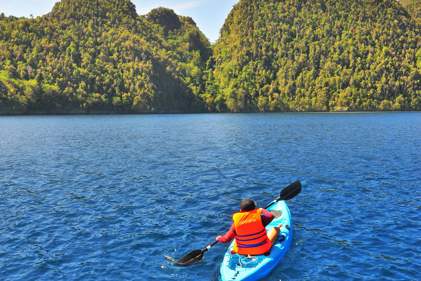 Kayak a bordo - Neomi