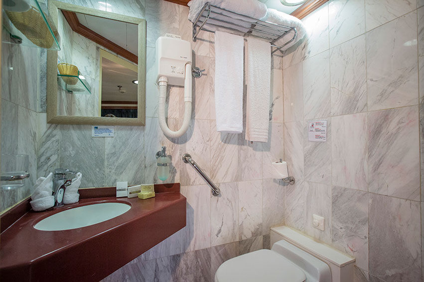 En-Suite bathrooms - Galileo