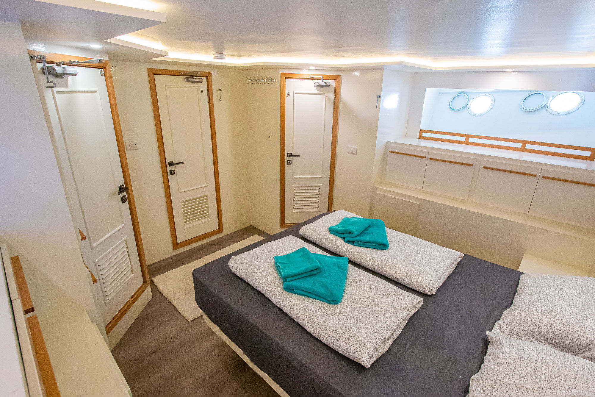 Lower Deck Cabin - Admira