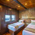 Dolphin Suite Double