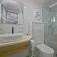 #en-suitebathroom - Premier
