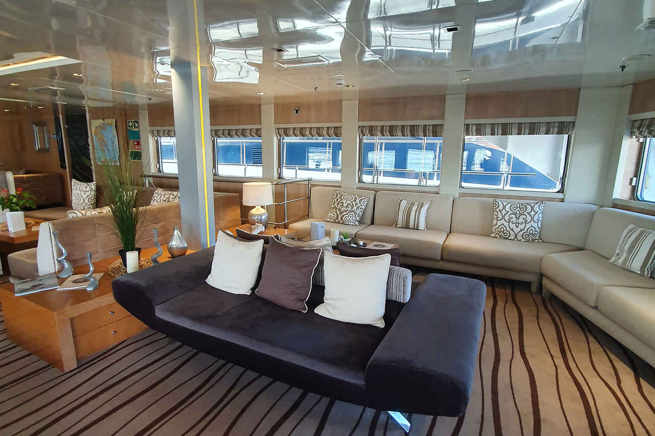 Salone coperto - Variety Voyager