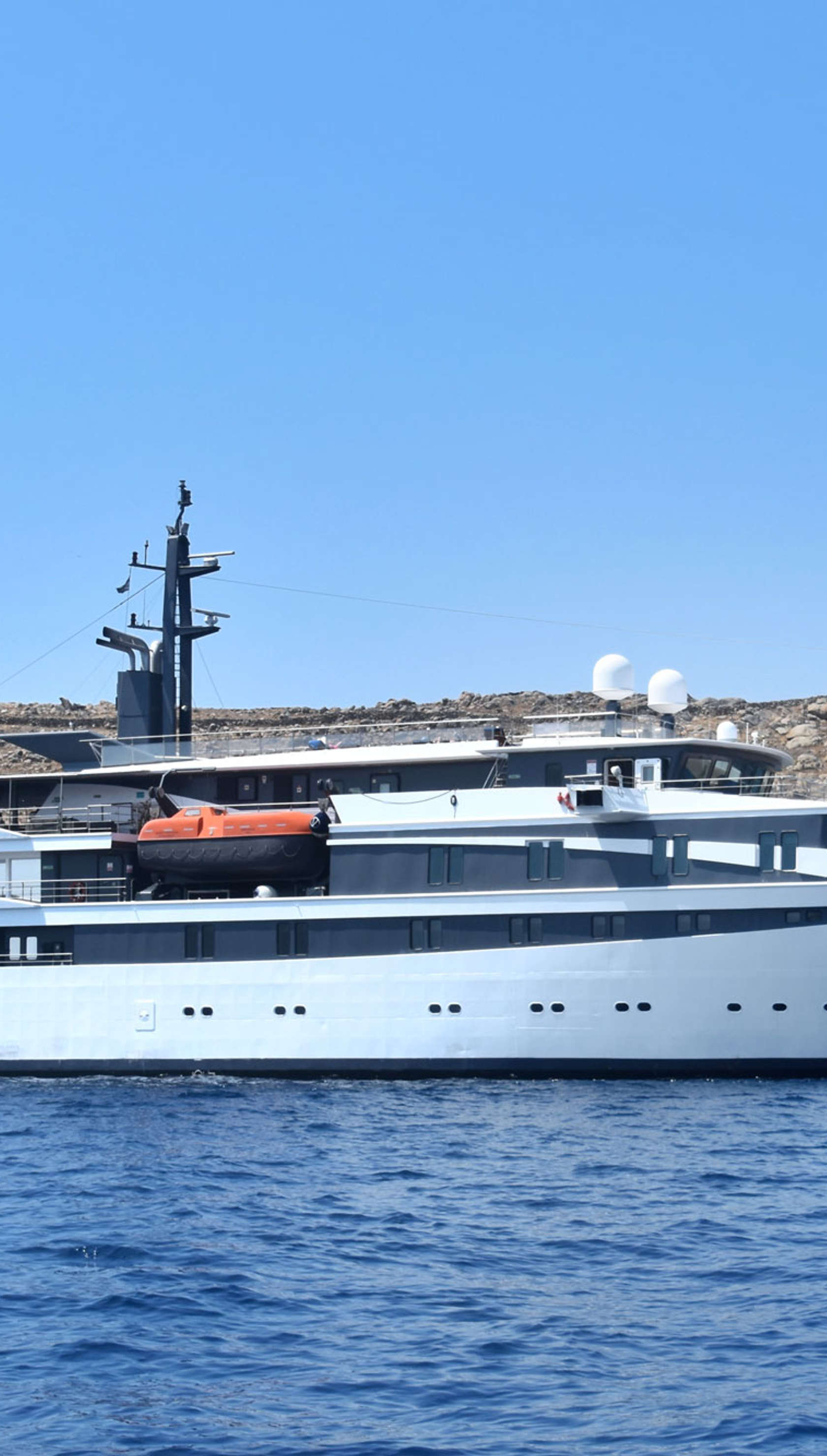 Variety Voyager