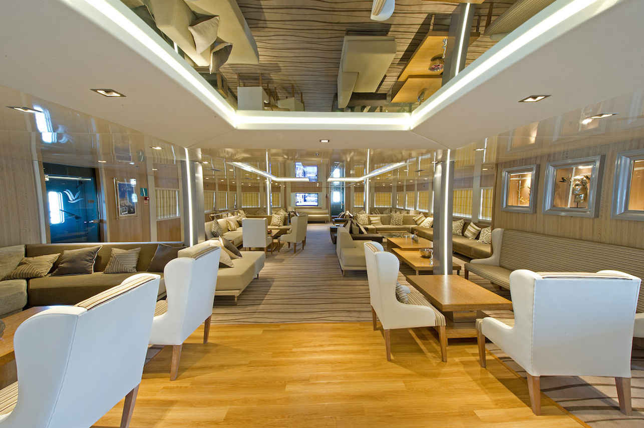 Salone coperto - Variety Voyager
