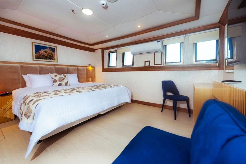 Lower Deck Cabin - Tiburon Explorer