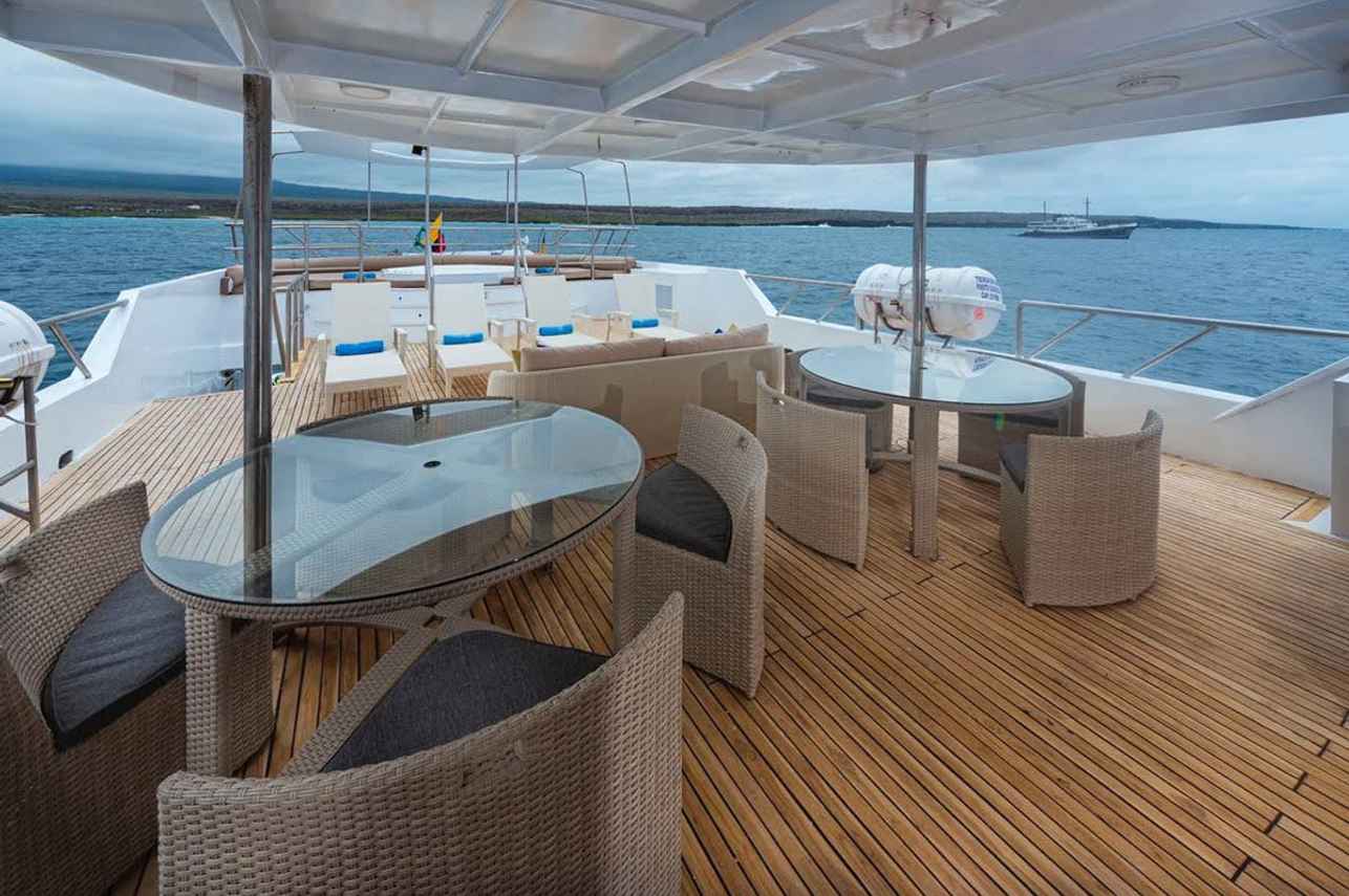Abendessen im Freien - Tiburon Explorer