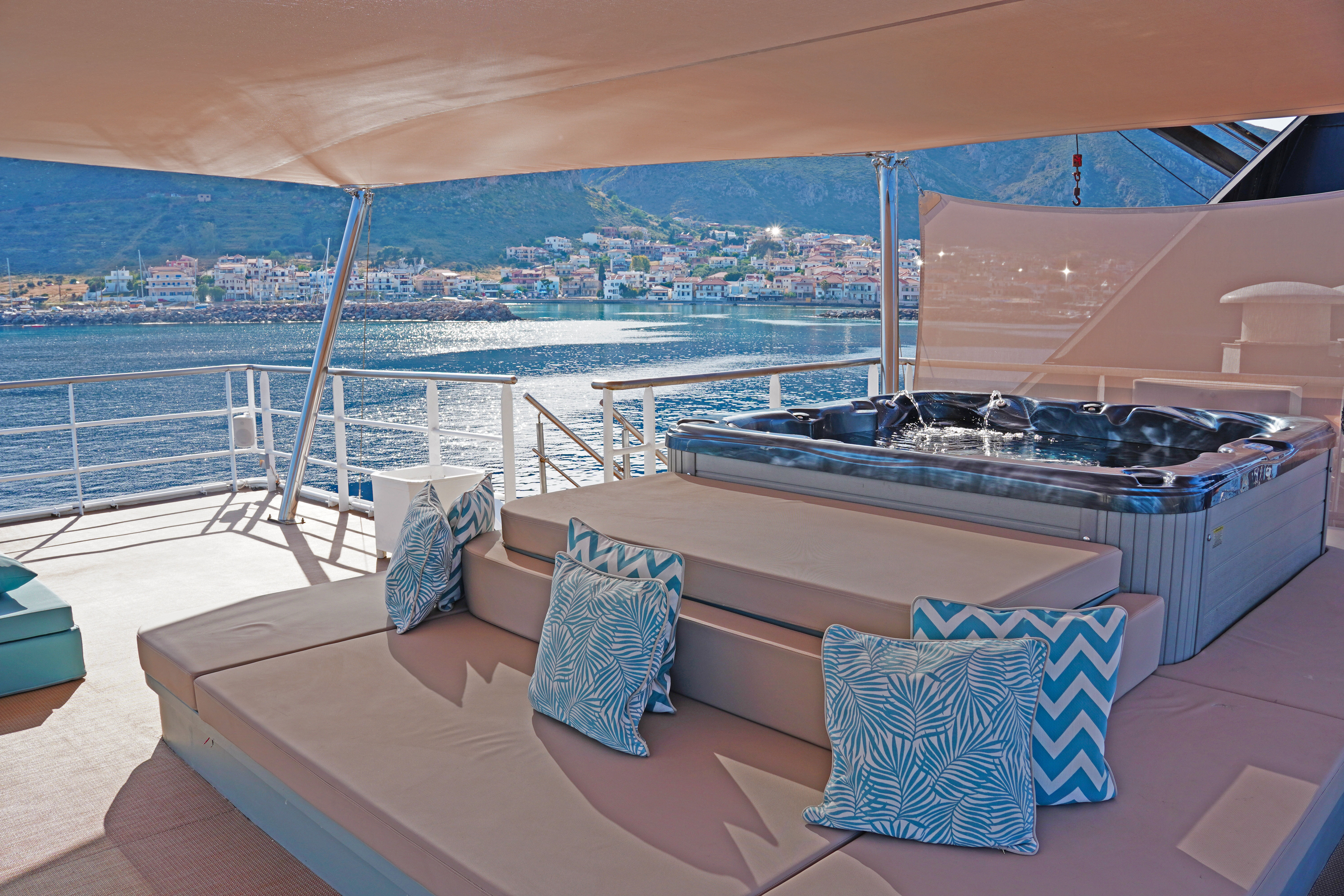 Elysium Cruise Ship, Greece - LiveAboard.com