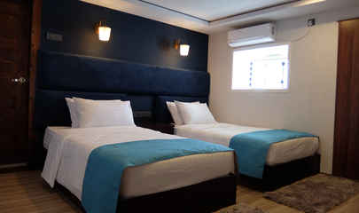 Deluxe Twin Cabins Lower Deck