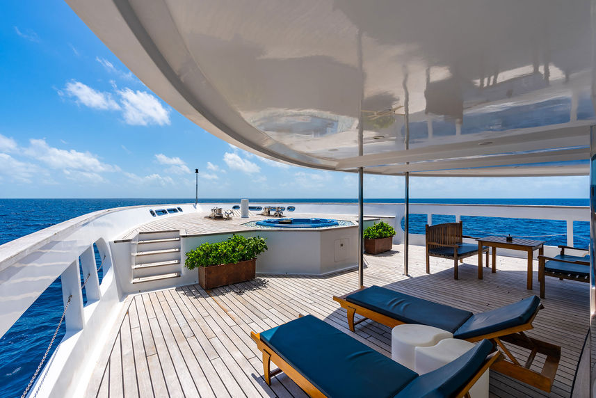 Sun Deck - Seafari Explorer 2