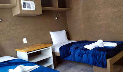 Middle Deck Demi S Cabins