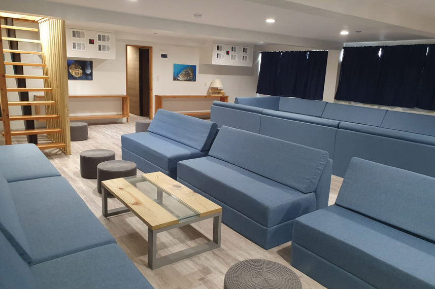 Salon interior - Jardines Avalon IV