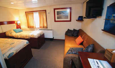 Jr. Commodore Suite (201 - 204)