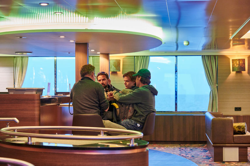 Bar Area - Janssonius
