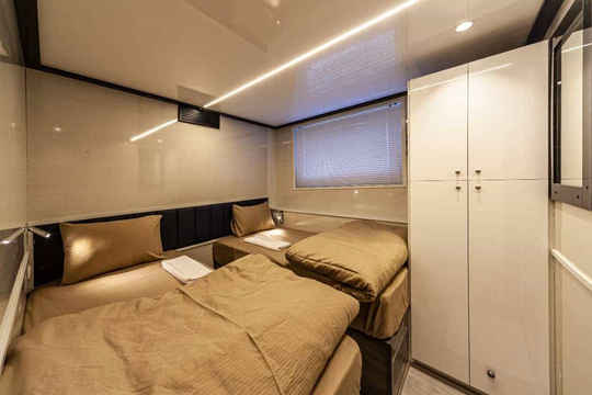 Twin/Triple Lower Deck